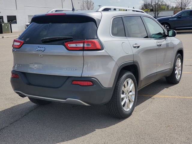 Used 2016 Jeep Cherokee Limited AWD/4WD image 4