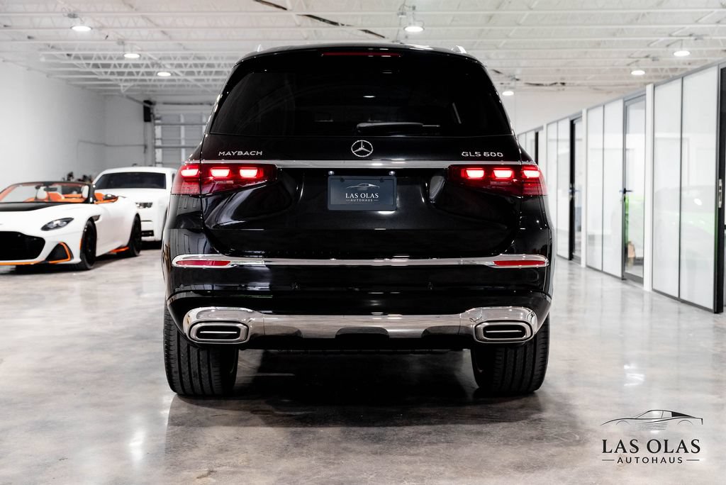 Used 2026 Mercedes-Benz Maybach GLS 600 4MATIC image 11
