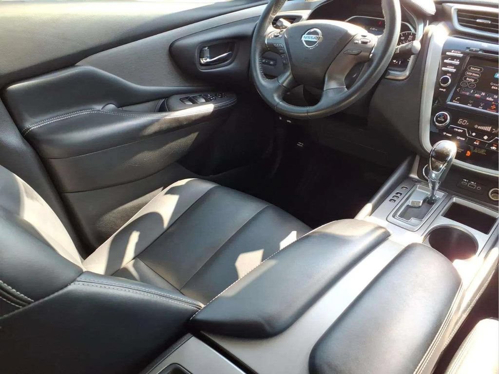 Used 2021 Nissan Murano SV w/ SV Special Edition Package FWD image 9