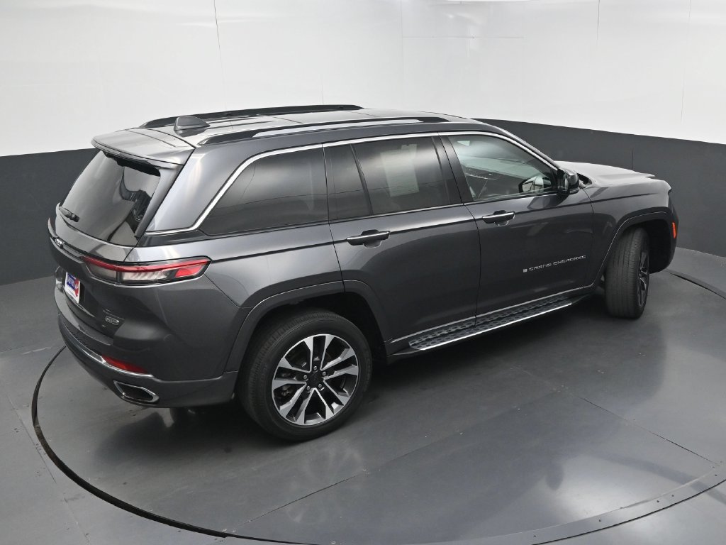 Used 2022 Jeep Grand Cherokee Overland w/ Luxury Tech Group IV RWD image 43