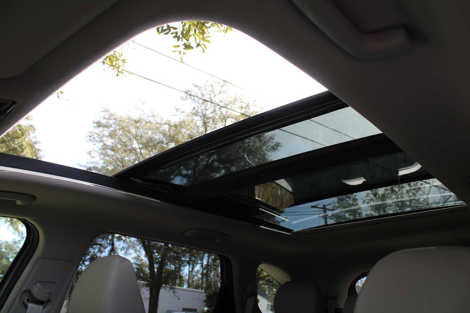 New 2026 Kia Sorento S w/ S Panoramic Sunroof Package FWD image 53