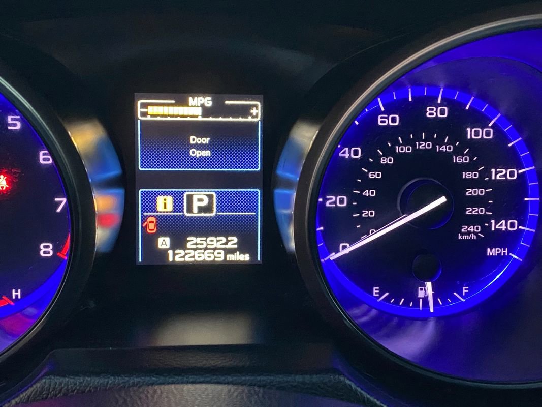 Used 2017 Subaru Outback 2.5i Limited w/ Popular Package #5 image 19