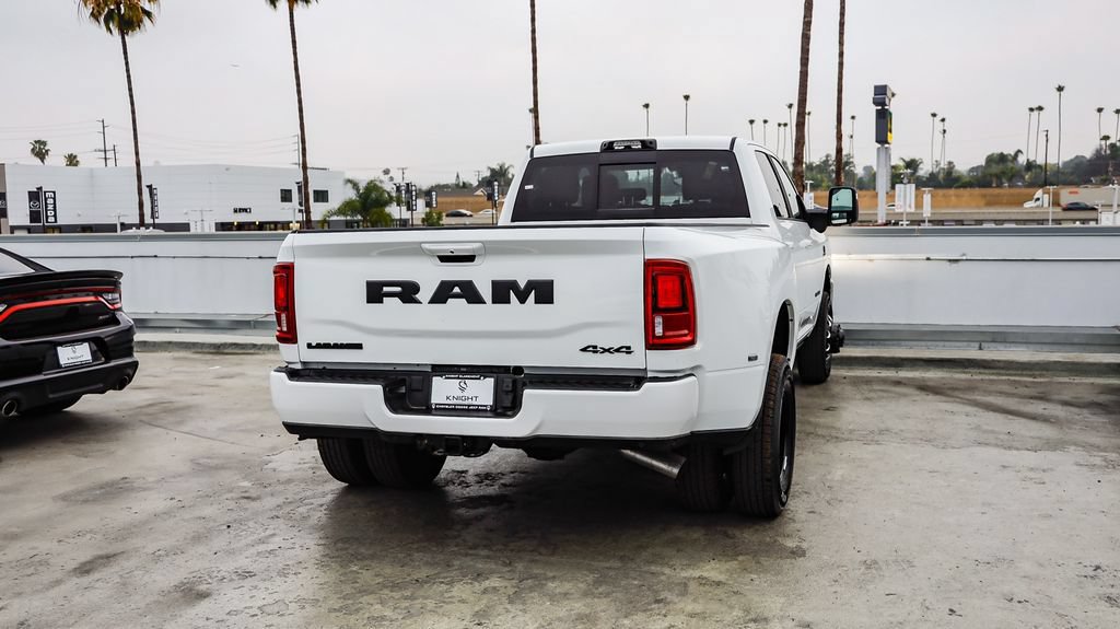 New 2026 RAM 3500 Laramie AWD/4WD image 9