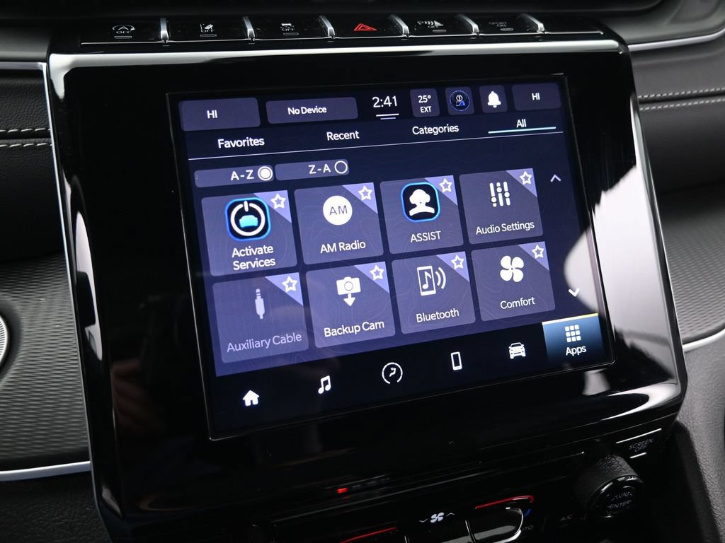 Used 2025 Jeep Grand Cherokee Laredo AWD/4WD image 39