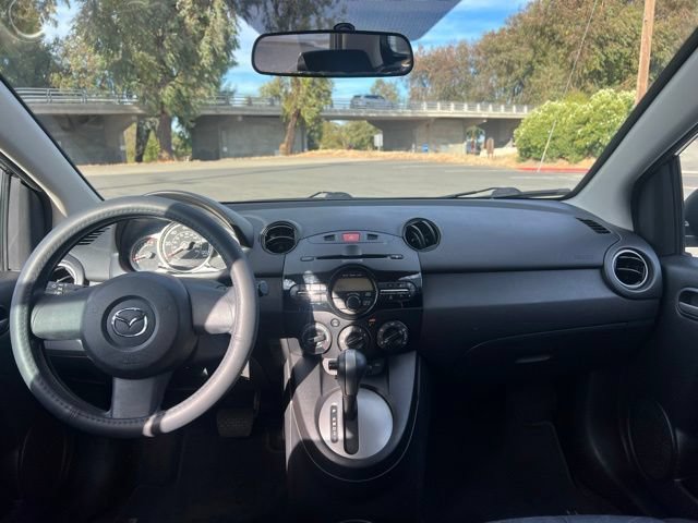 Used 2014 MAZDA MAZDA2 Sport FWD image 17