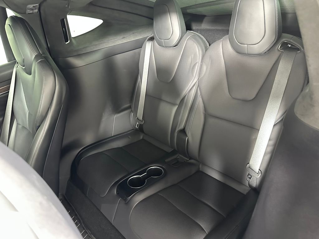 Used 2023 Tesla Model X image 32