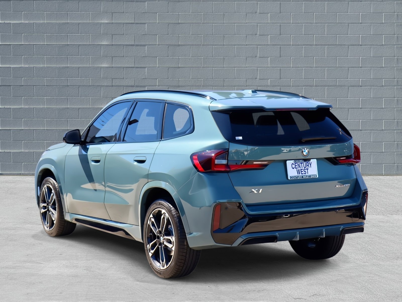 Certified 2023 BMW X1 xDrive28i w/ M Sport Package image 7