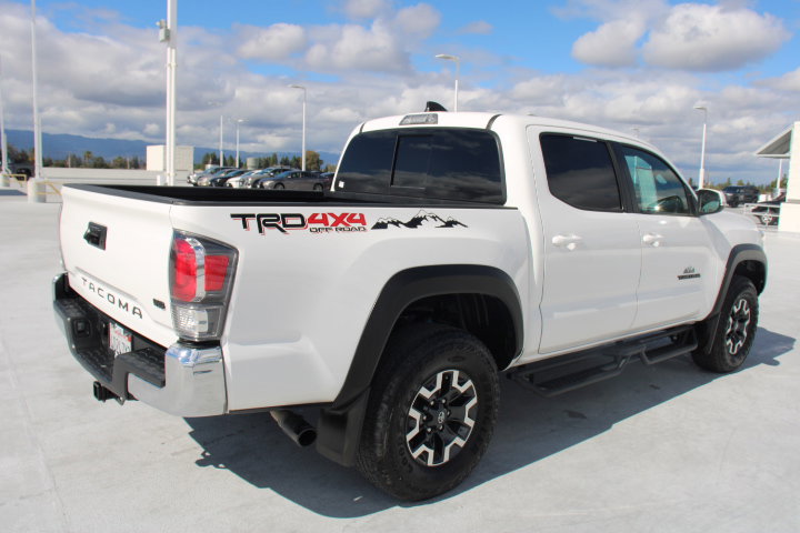 Certified 2023 Toyota Tacoma TRD Off-Road w/ Black Out Package (TMS) image 3