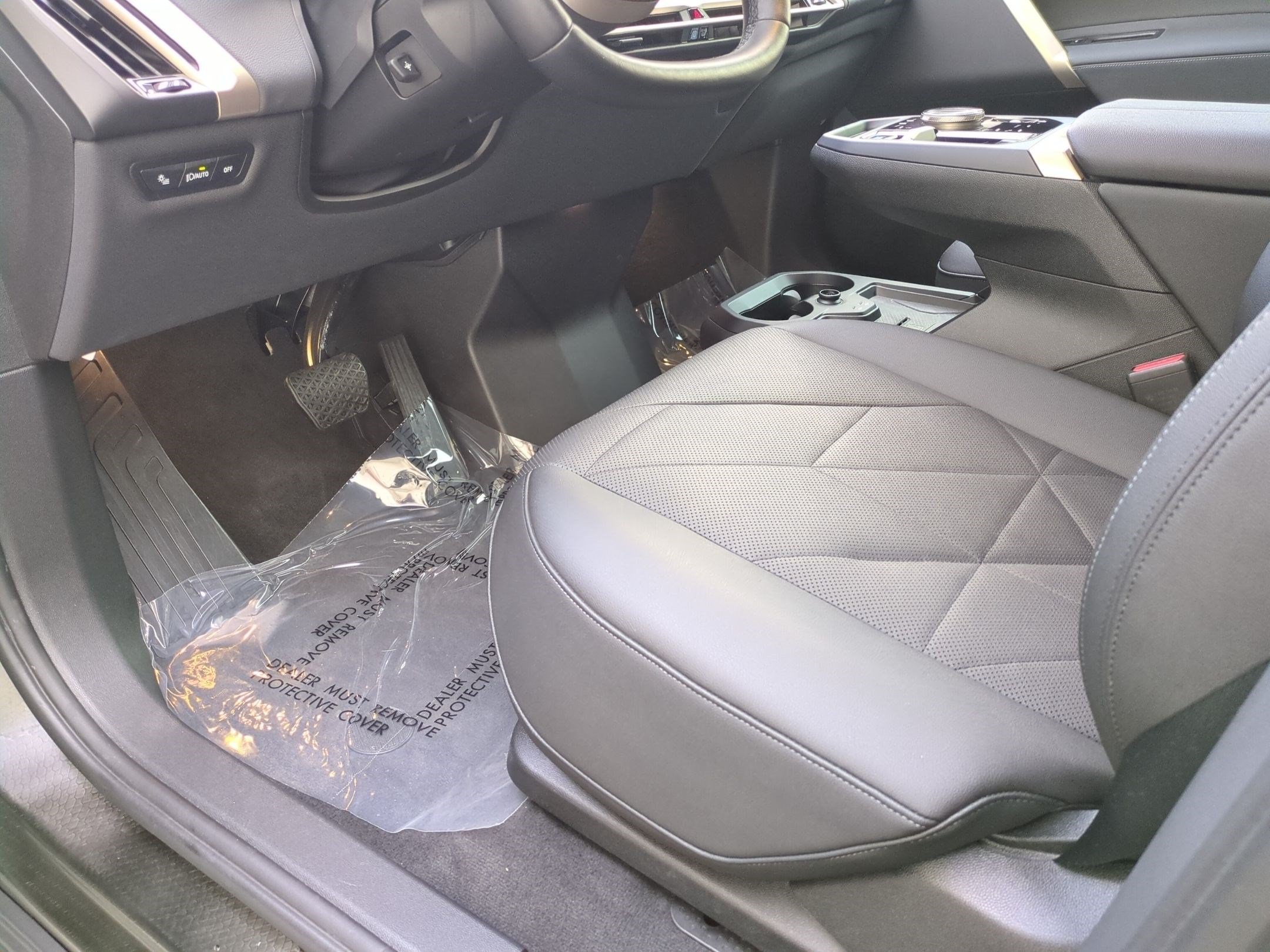Certified 2022 BMW iX xDrive50 AWD/4WD image 17