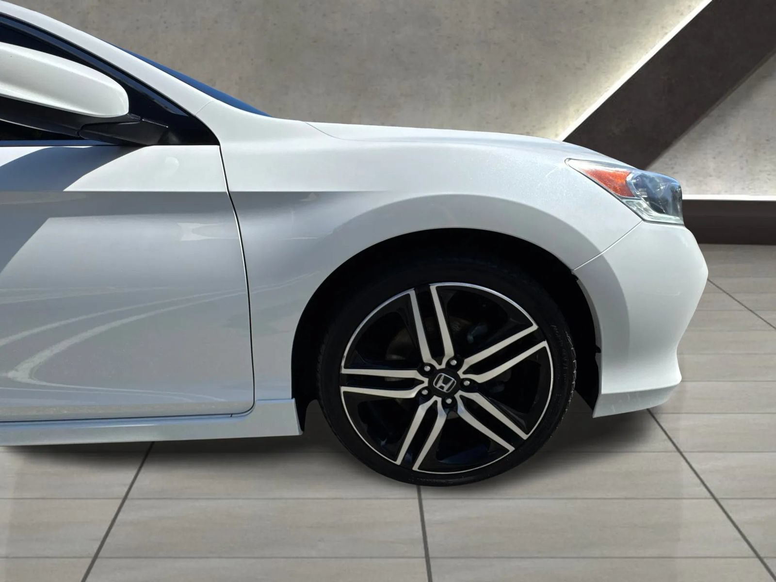 Used 2017 Honda Accord Sport image 65
