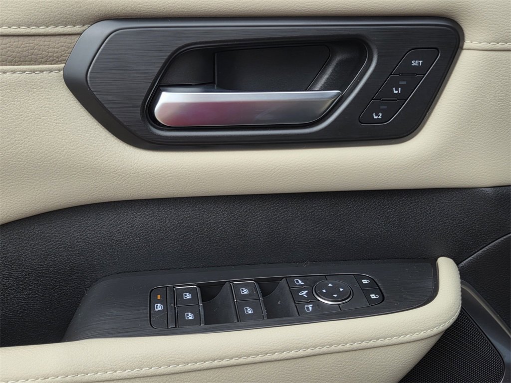 New 2026 Nissan Armada Platinum image 15