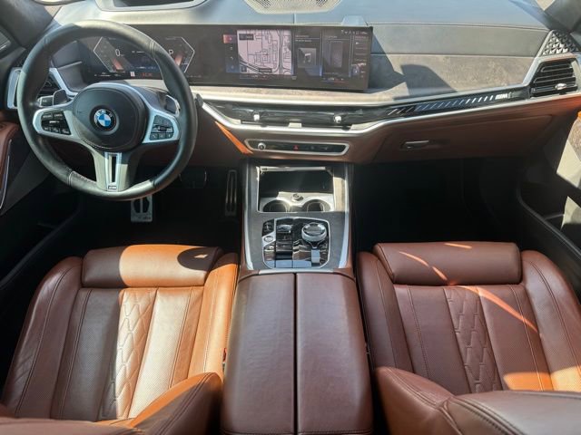Certified 2023 BMW X7 M60i w/ Executive Package AWD/4WD image 18