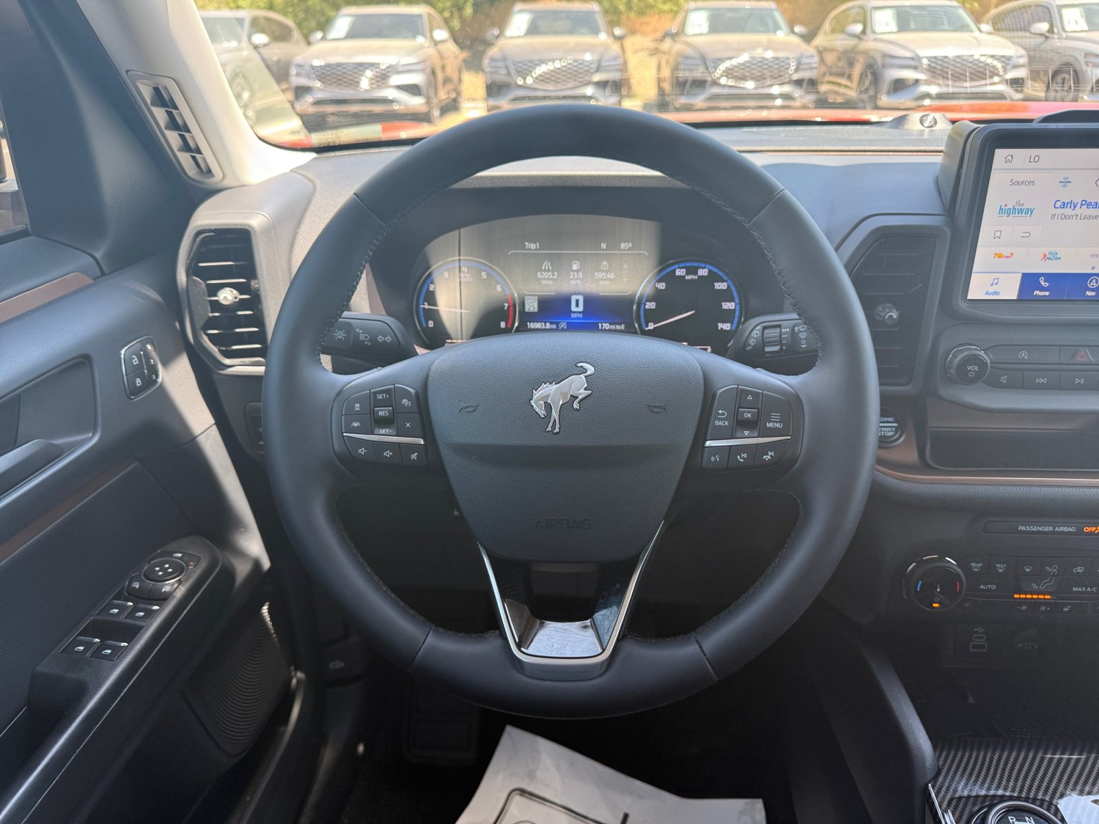 Used 2024 Ford Bronco Sport Outer Banks w/ Tech Package AWD/4WD image 9