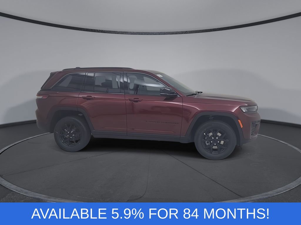 New 2026 Jeep Grand Cherokee Laredo image 3