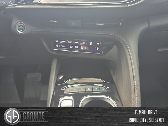 Used 2023 Buick Envision Avenir image 18