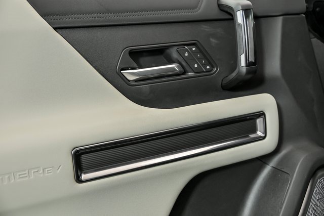 New 2026 GMC Hummer EV SUV w/ LPO, Sport Package image 8