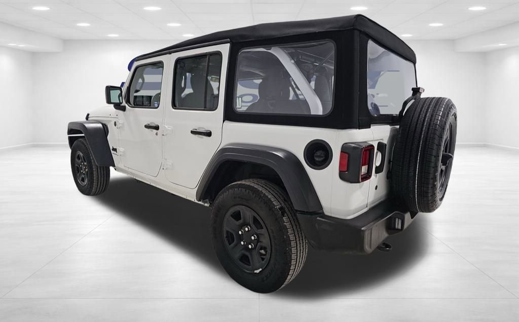Used 2024 Jeep Wrangler Sport image 6