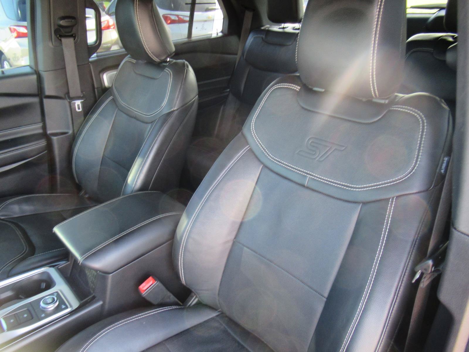 Used 2022 Ford Explorer ST w/ Equipment Group 401A AWD/4WD image 34