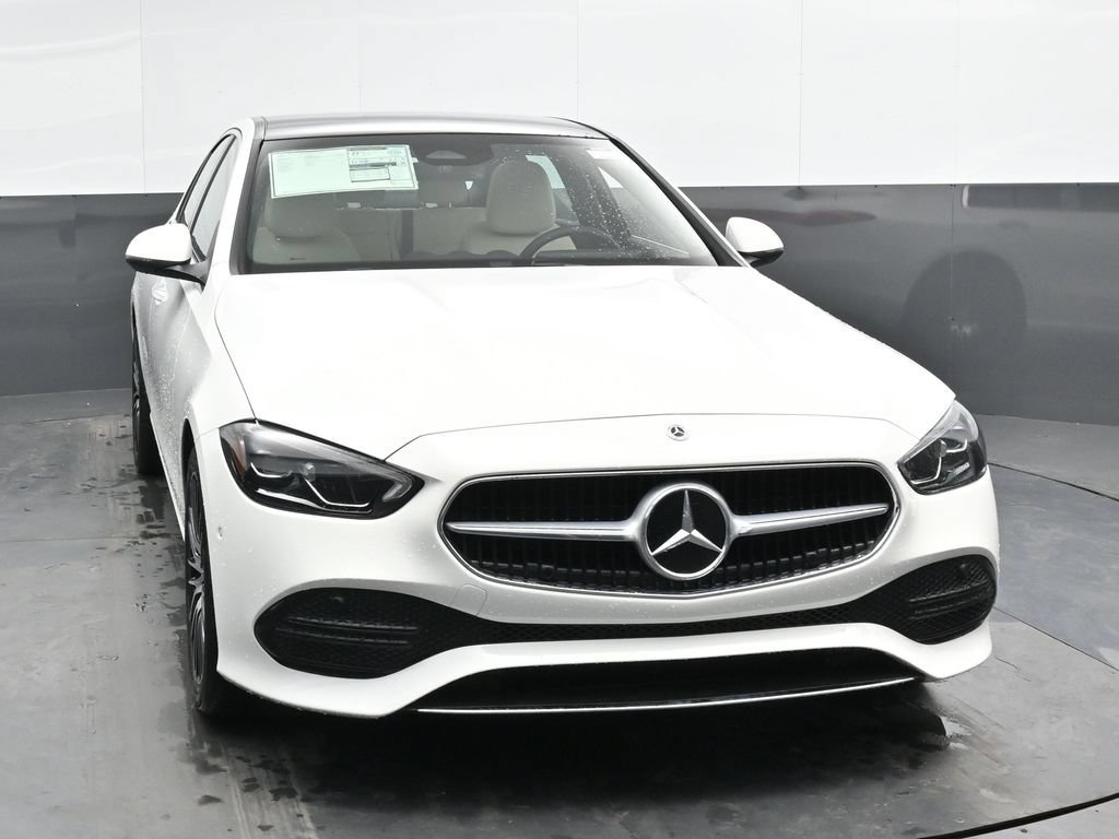 Used 2025 Mercedes-Benz C 300 4MATIC Sedan image 4