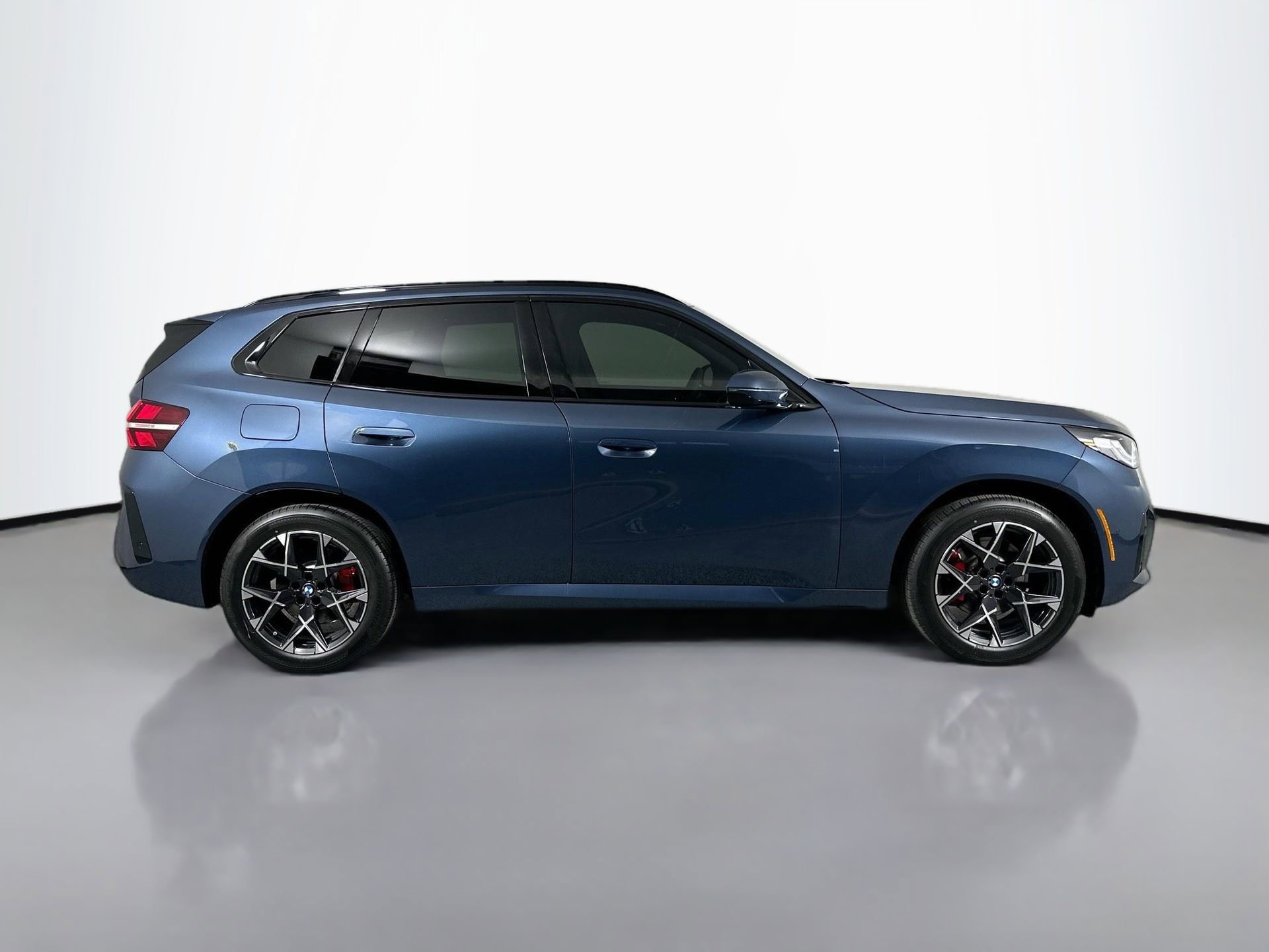 New 2026 BMW X3 xDrive30 w/ M Sport Package image 4