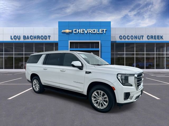 Used 2023 GMC Yukon XL SLT image 2