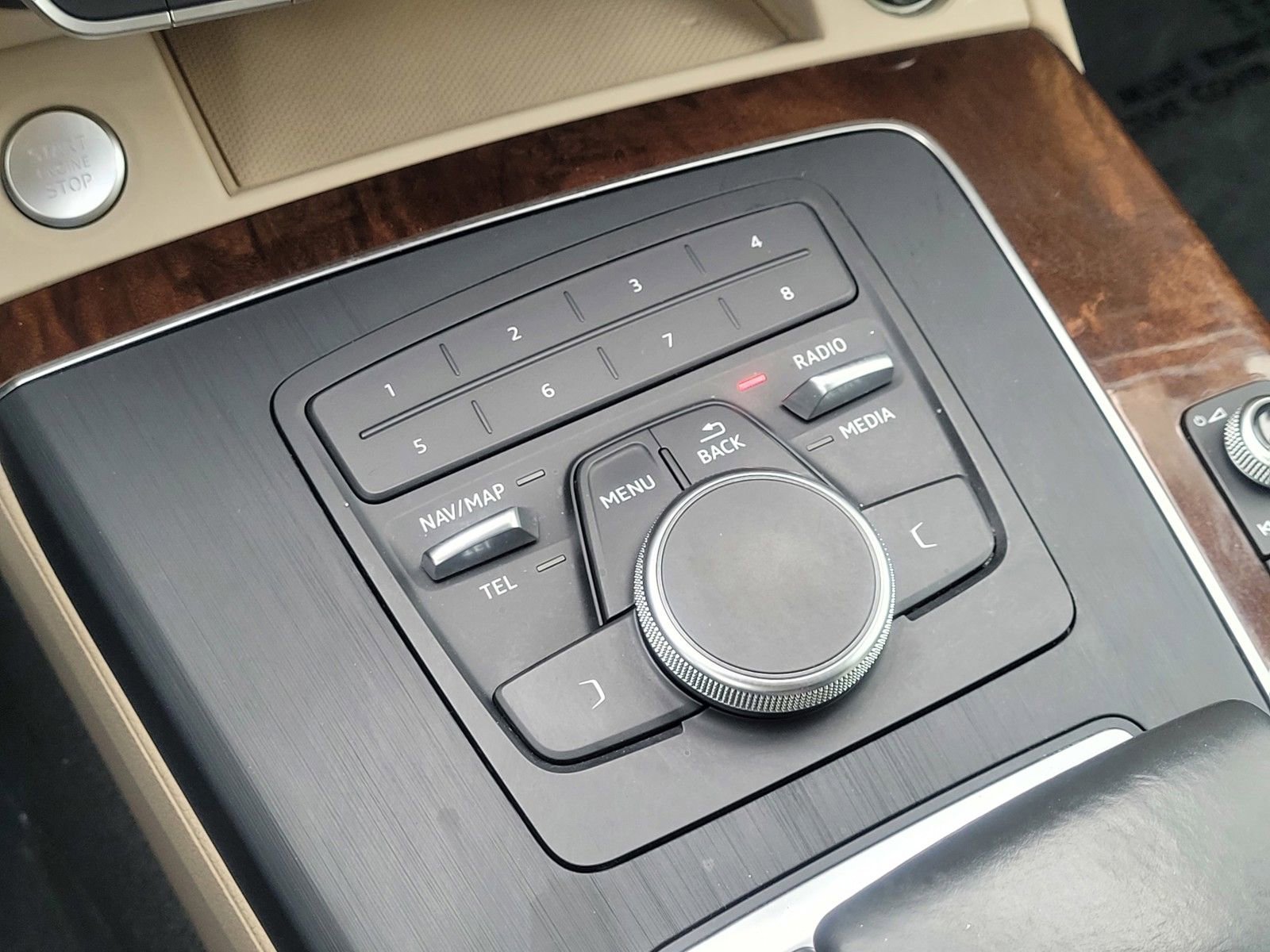 Used 2018 Audi Q5 2.0T Premium w/ Convenience Package image 26