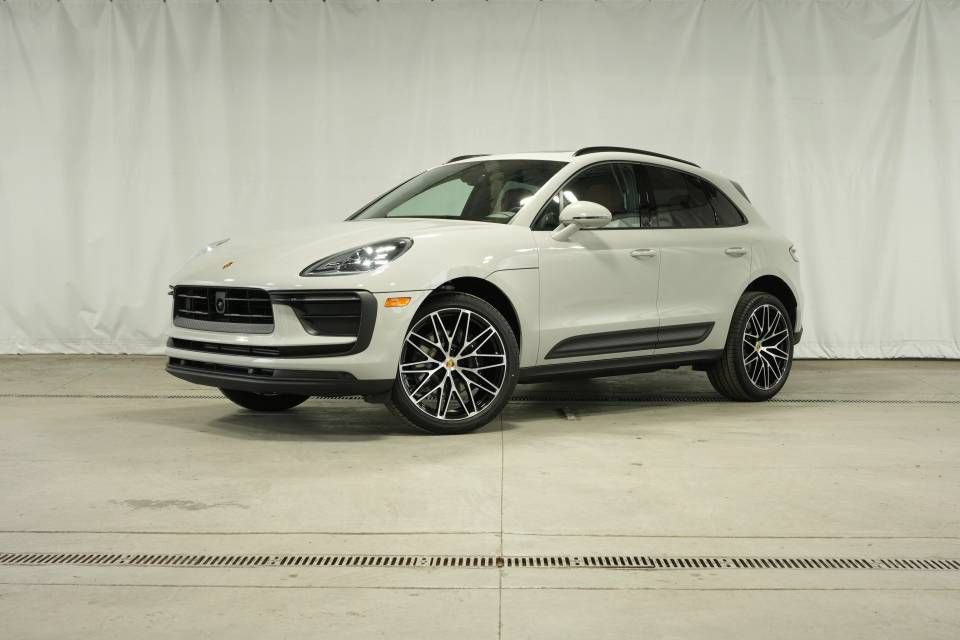 New 2026 Porsche Macan AWD/4WD image 1