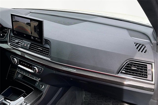 Used 2024 Audi SQ5 Prestige w/ Prestige Package image 16