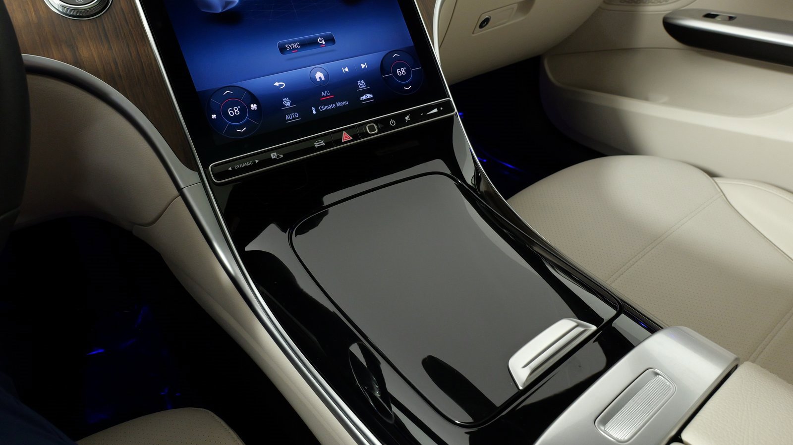 Used 2024 Mercedes-Benz C 300 4MATIC Sedan image 74