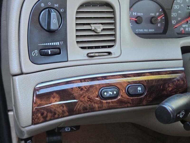 Used 2004 Mercury Grand Marquis GS RWD image 21