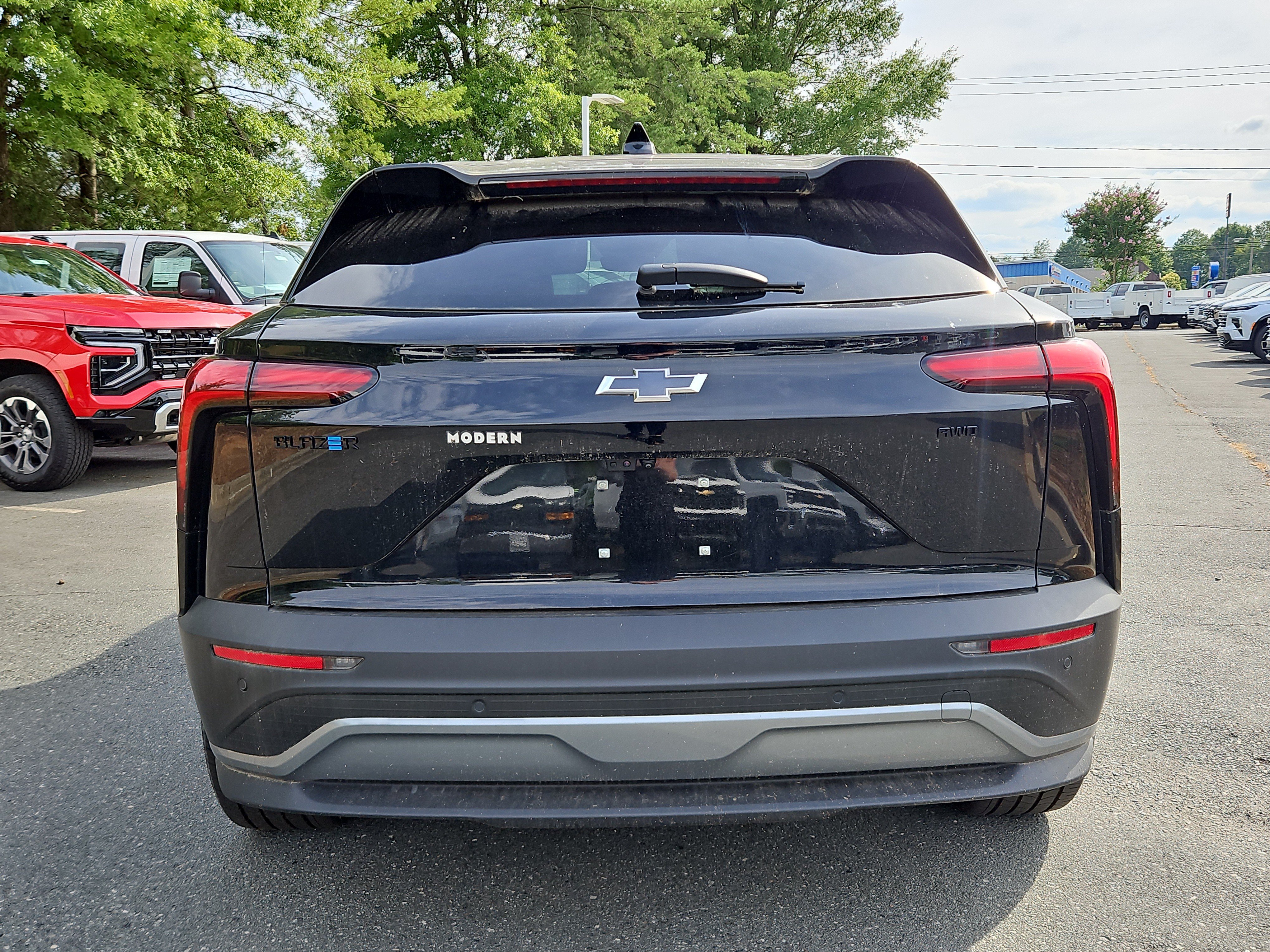 New 2025 Chevrolet Blazer EV AWD Police w/ Remote Keyless Entry Package image 4