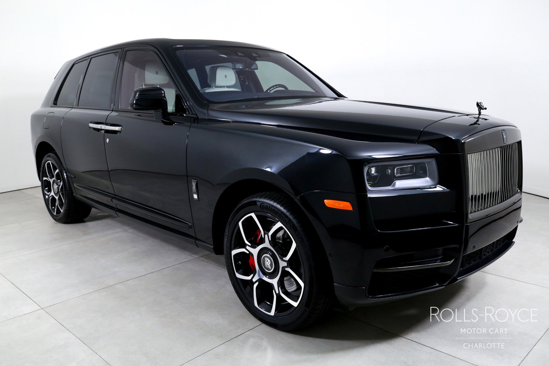 Used 2021 Rolls-Royce Cullinan Black Badge AWD/4WD image 6