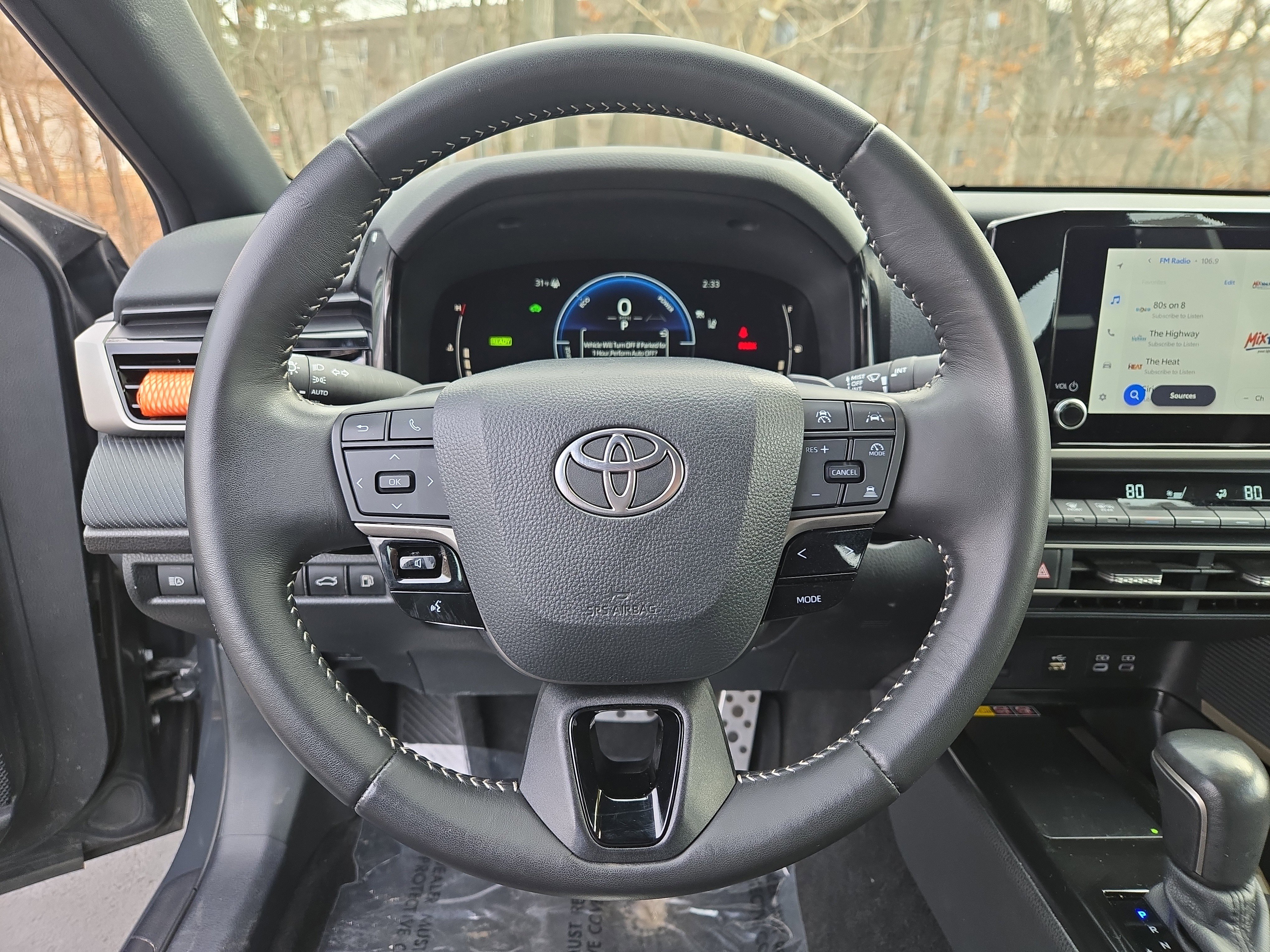 Used 2025 Toyota Camry SE image 16