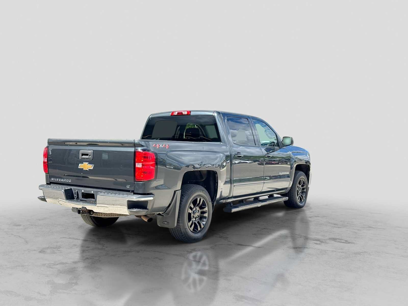 Used 2018 Chevrolet Silverado 1500 LT w/ All Star Edition AWD/4WD image 6