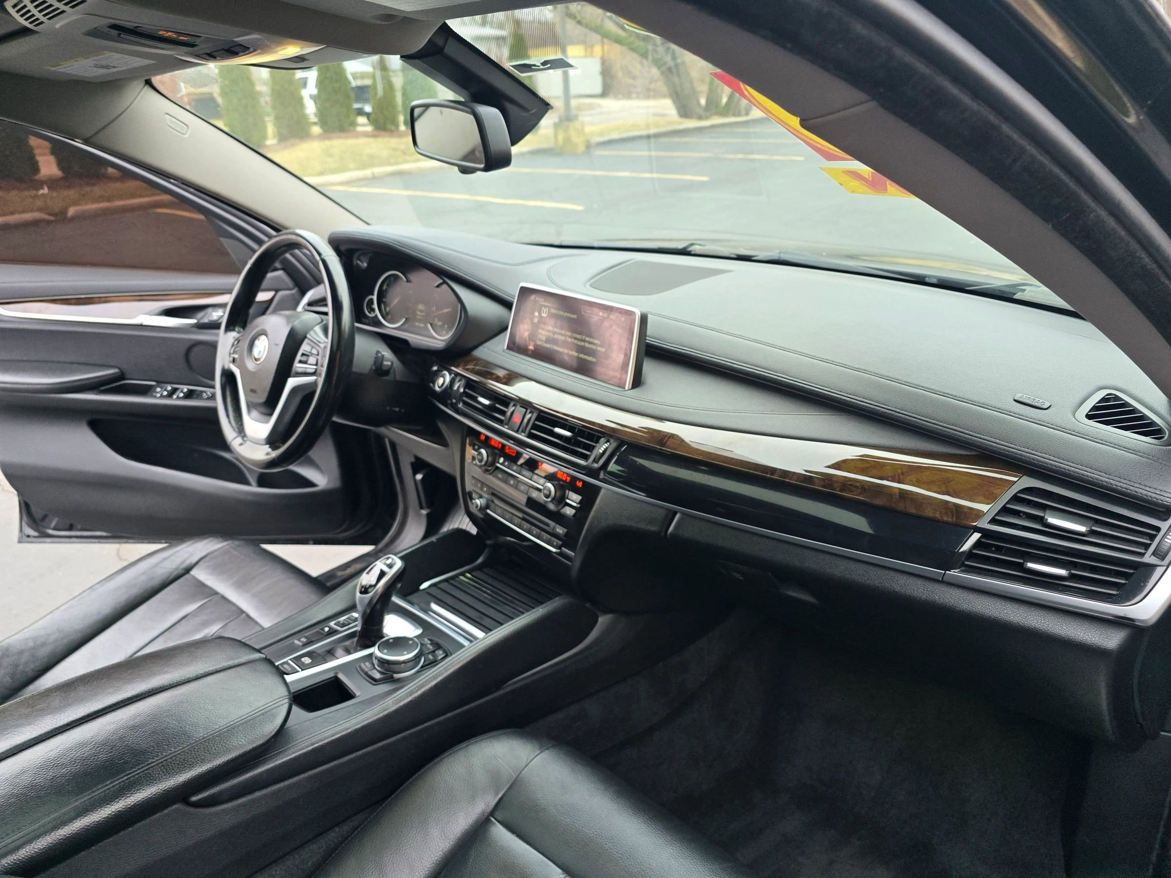 Used 2015 BMW X6 xDrive35i image 23