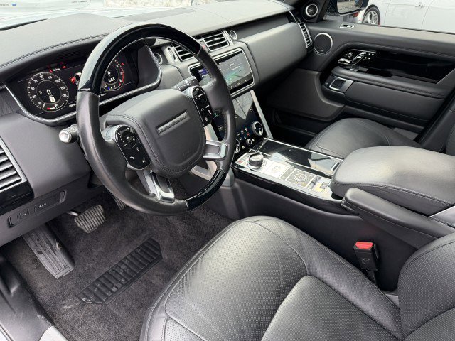Used 2019 Land Rover Range Rover Long Wheelbase Supercharged image 10