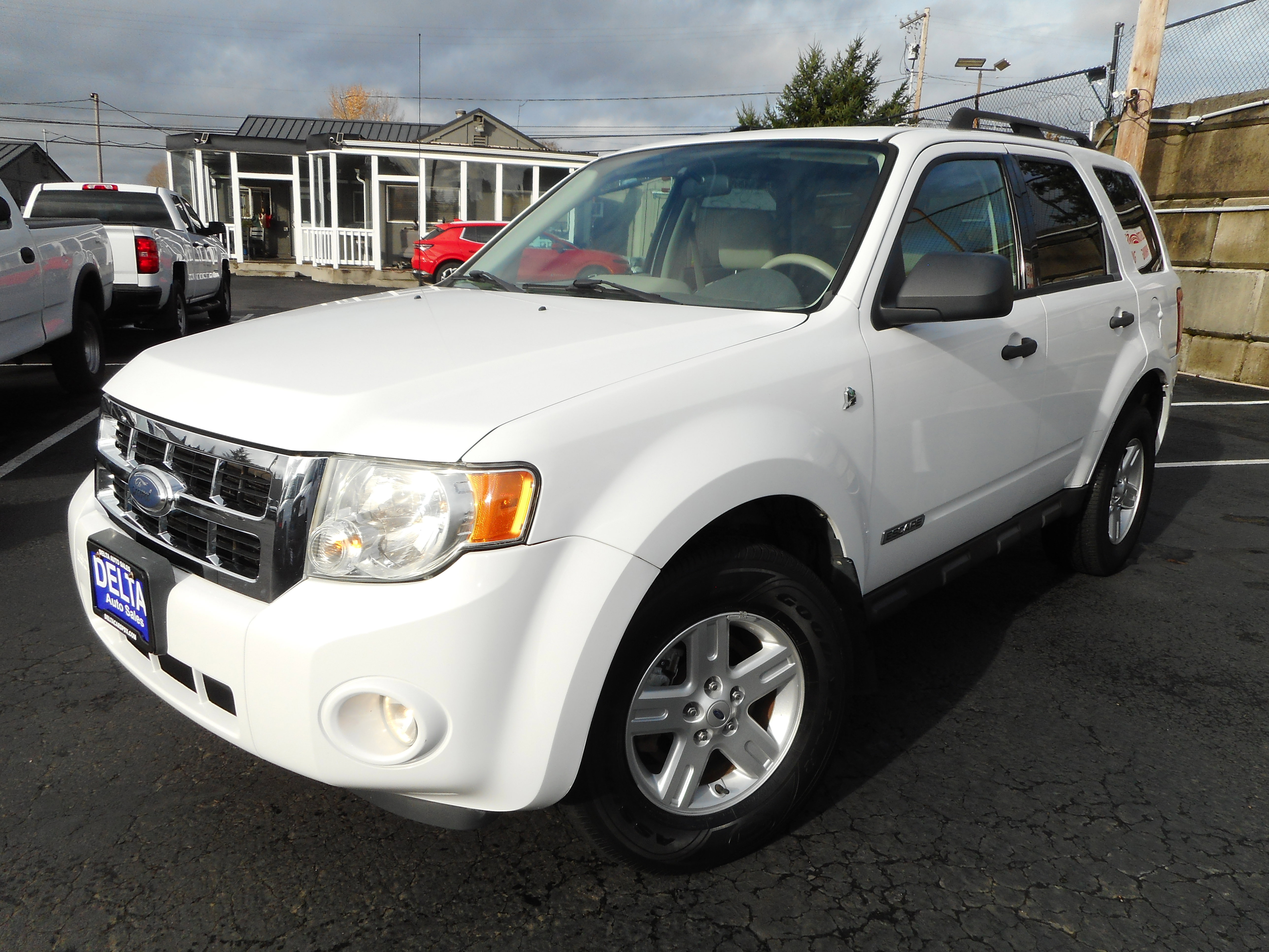 Used 2008 Ford Escape 2WD Hybrid image 3