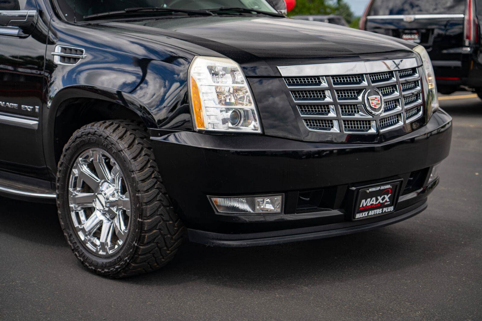Used 2007 Cadillac Escalade EXT w/ Information Package AWD/4WD image 6