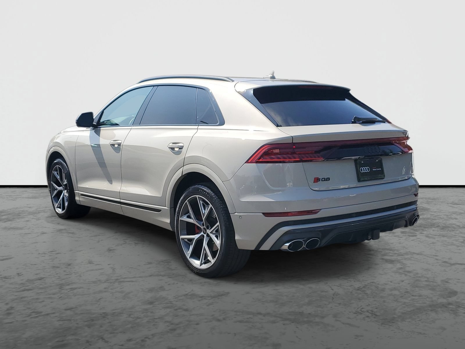 Used 2023 Audi SQ8 Prestige w/ Prestige Package AWD/4WD image 3
