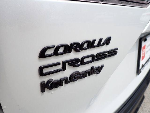 Certified 2024 Toyota Corolla Cross LE w/ Moonroof Package AWD/4WD image 7