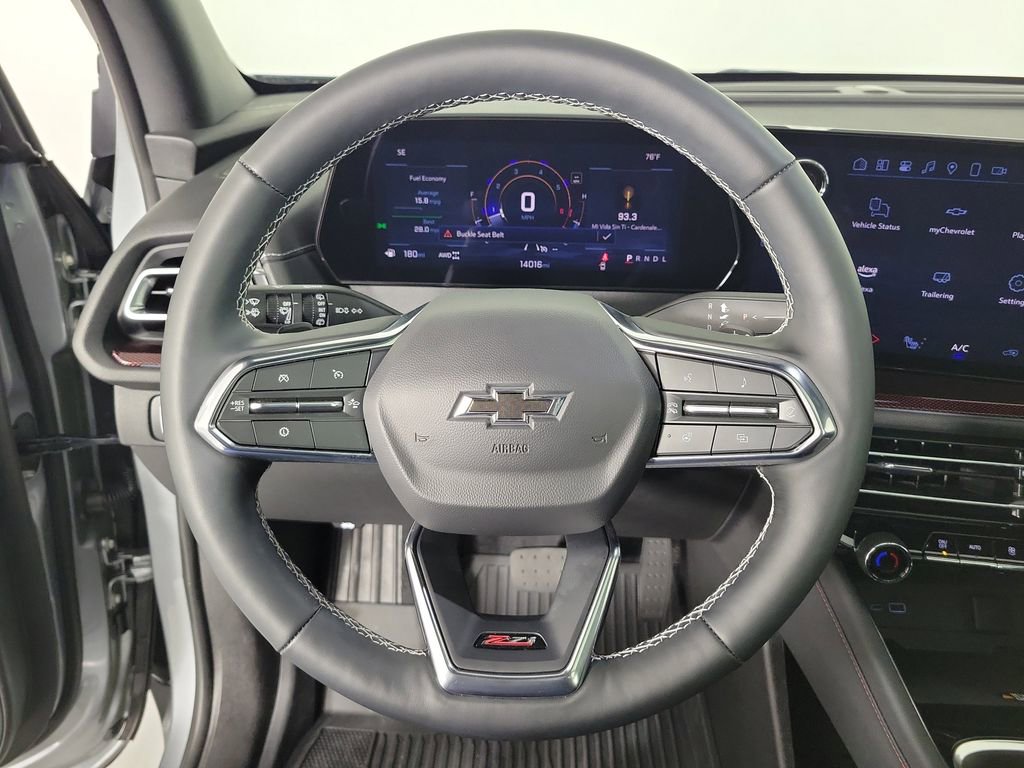Used 2025 Chevrolet Traverse Z71 w/ Driver Confidence Package image 22