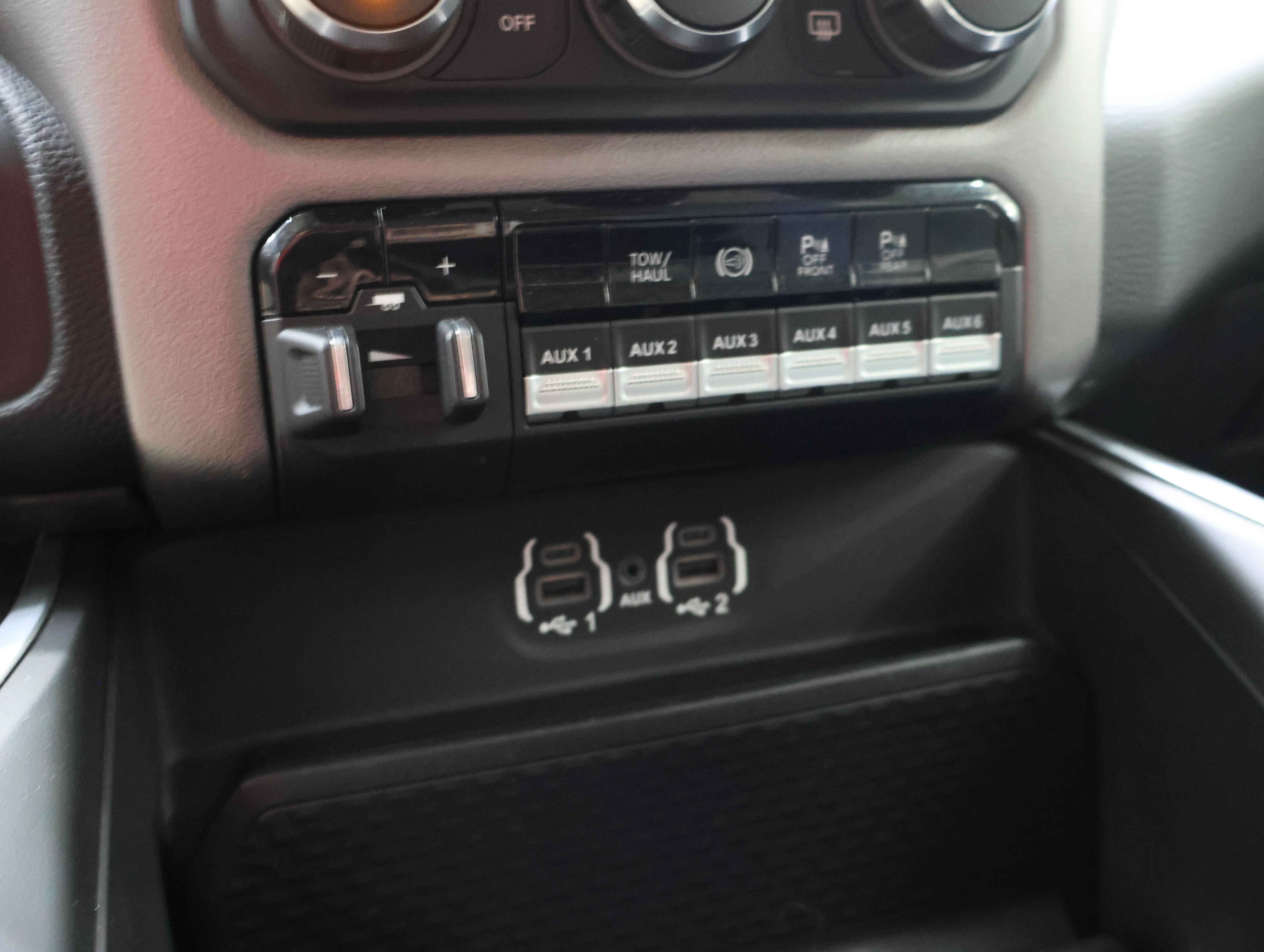 Used 2020 RAM 2500 Big Horn w/ Level 2 Equipment Group AWD/4WD image 43
