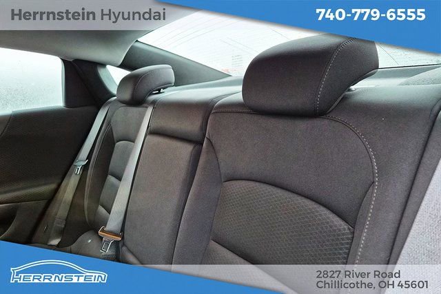 Used 2024 Chevrolet Malibu LT image 24