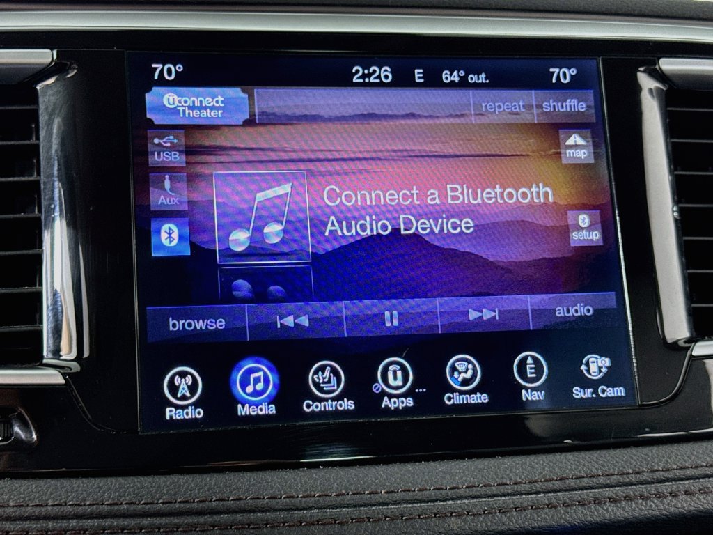 Used 2017 Chrysler Pacifica Limited FWD image 30