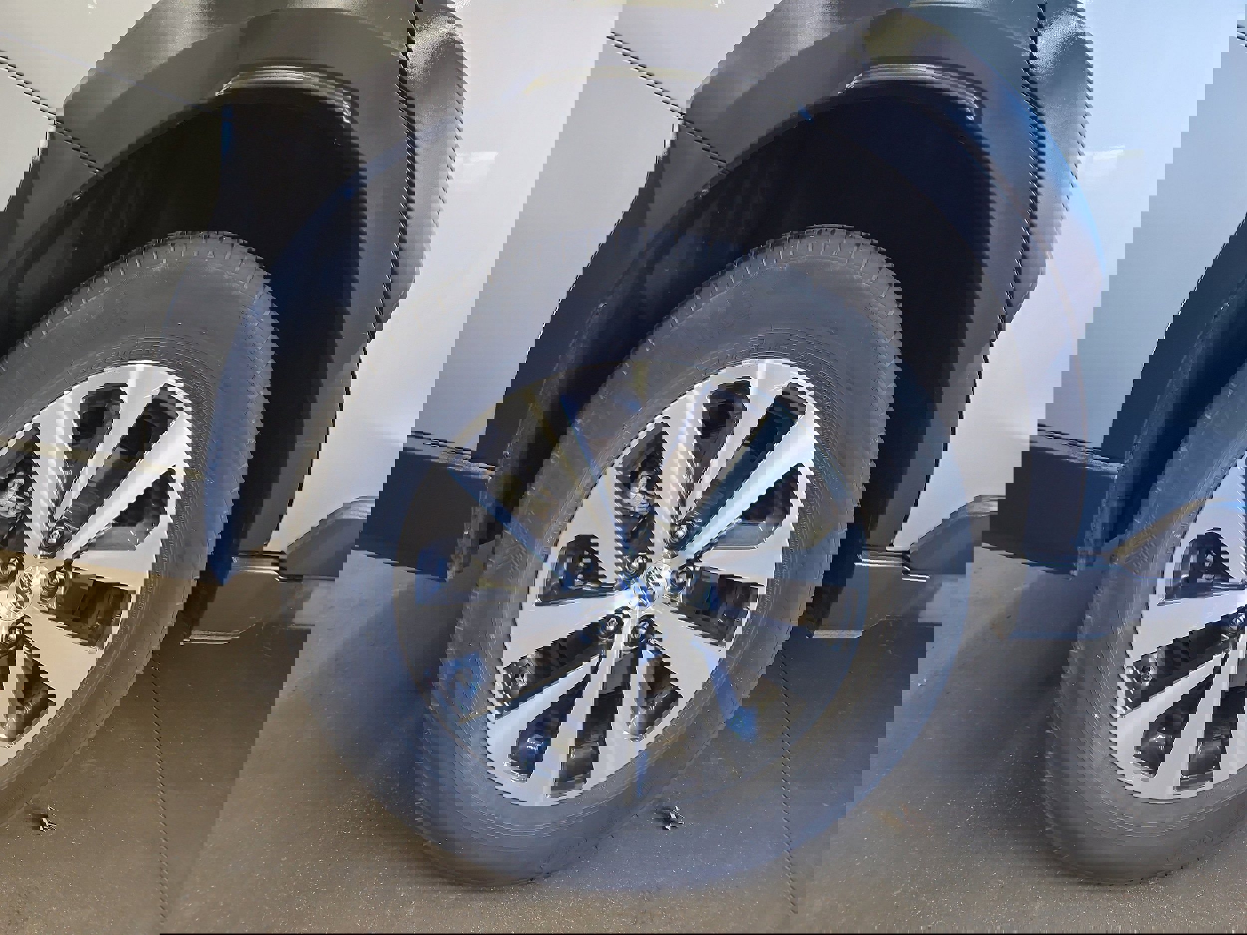 Certified 2025 Subaru Outback Premium image 24