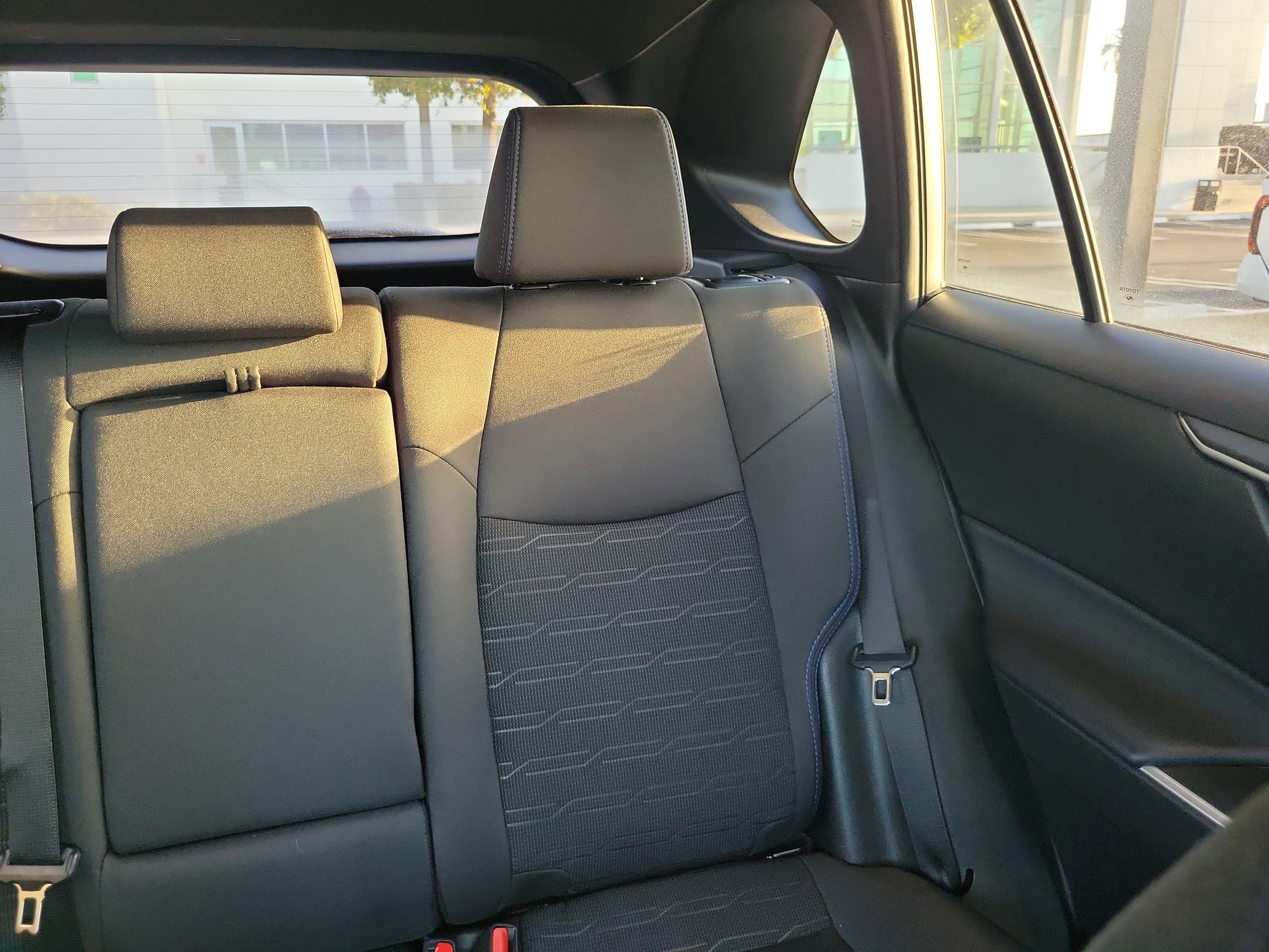 Used 2023 Toyota RAV4 SE w/ Convenience Package image 22