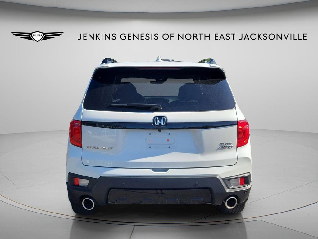 Used 2022 Honda Passport Elite image 3