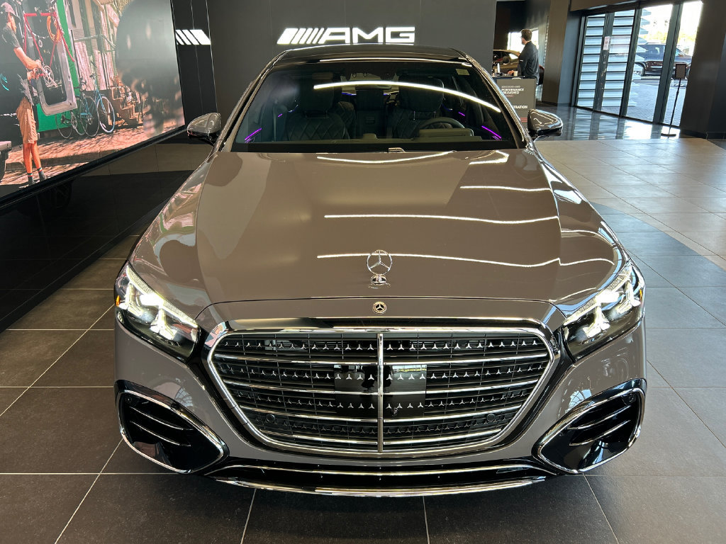 New 2027 Mercedes-Benz S 580 4MATIC Sedan image 3