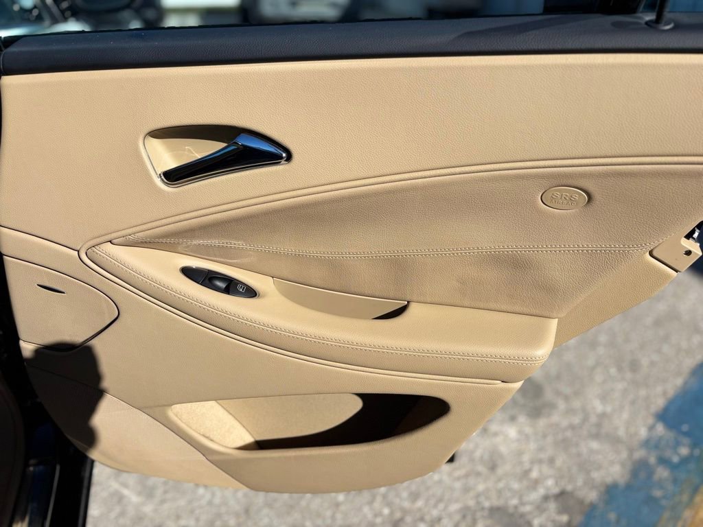 Used 2006 Mercedes-Benz CLS 500 image 14