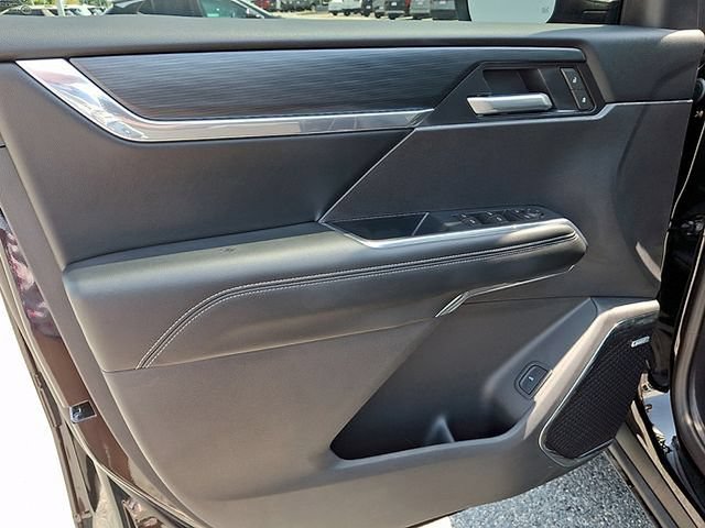New 2026 GMC Acadia Elevation w/ Elevation Premium Package FWD image 9